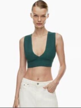 Babaton Sculpt Knit Deep V Crop Top Green Size L Aritzia Ribbed